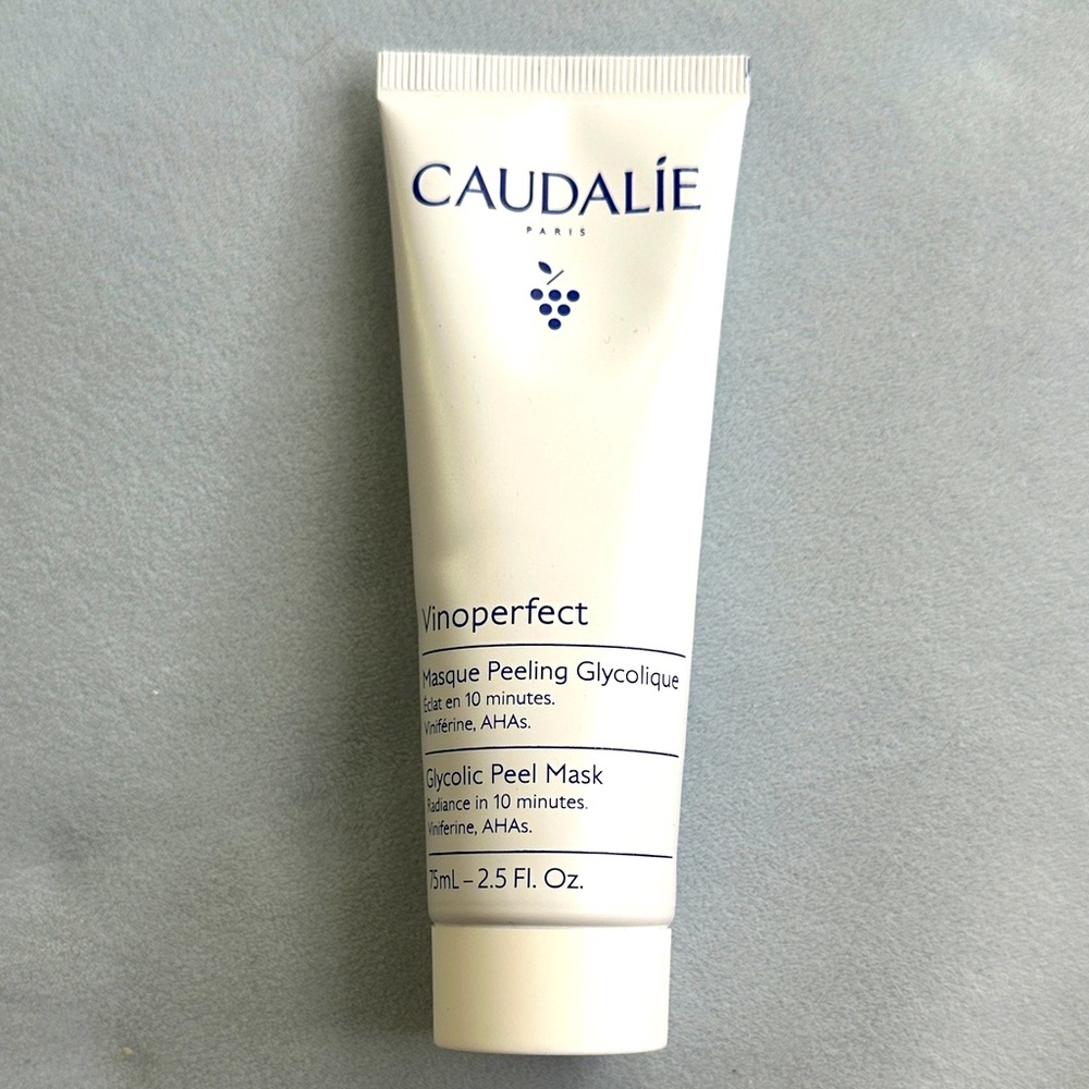 🧴 CAUDALIE | VINOPERFECT BRIGHTENING GLYCOLIC PEEL MASK